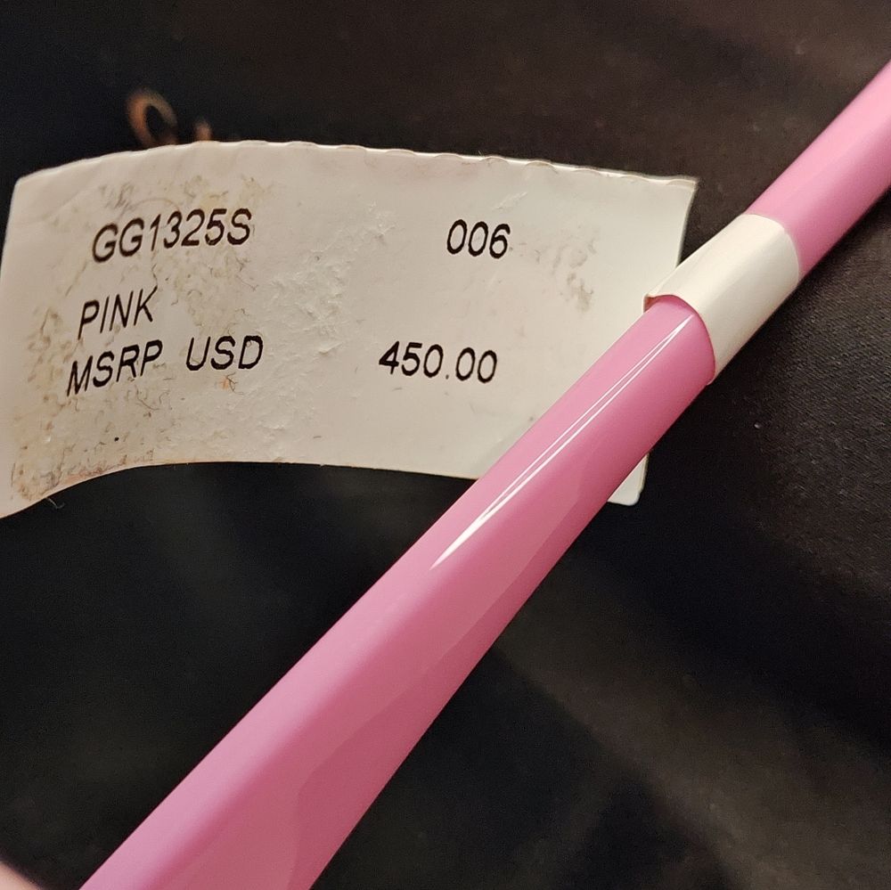 Gucci Pink Rectangular Sunglasses - Picture 5 of 5